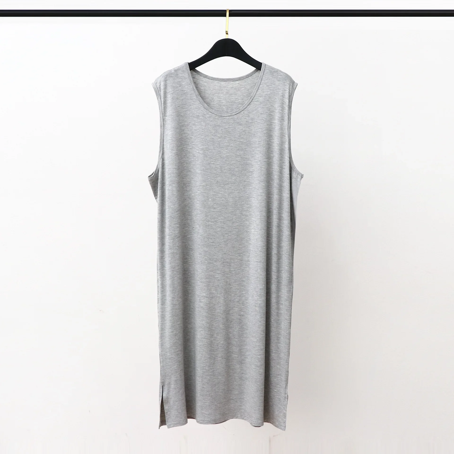 2025 pijamas de Modal de verano para hombres, batas estilo de chaleco, albornoz largo sin mangas de talla grande, ropa de hogar holgada, suave y cómoda para hombres: L / Gris