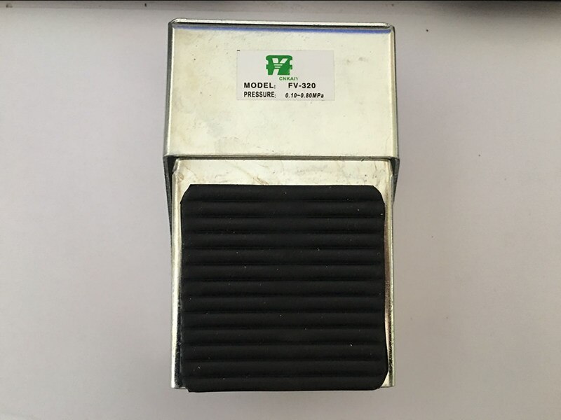 FV-320 Foot Pressure Control 12mm Threaded Air Pneumatic Pedal Valve