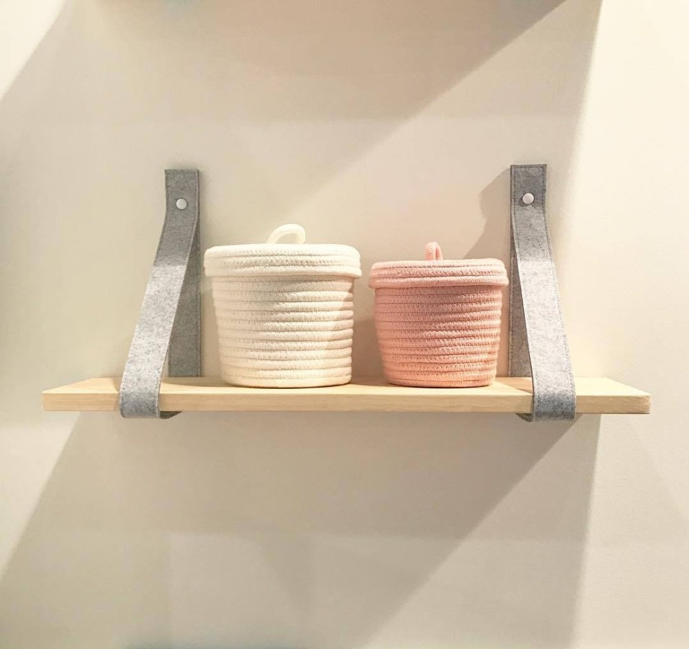 Nordic Eenvoudige Vilt Doek Houten Decoratieve Muur Plank Houten Muur Houder Rack Home Decoratie Creatieve Ambachtelijke Opslag Plank
