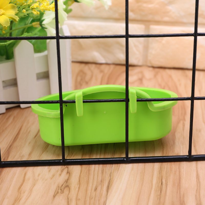 Vogel hamster kom klein huisdier kooi hangend drinken voedsel voederbak voederbak badgereedschap