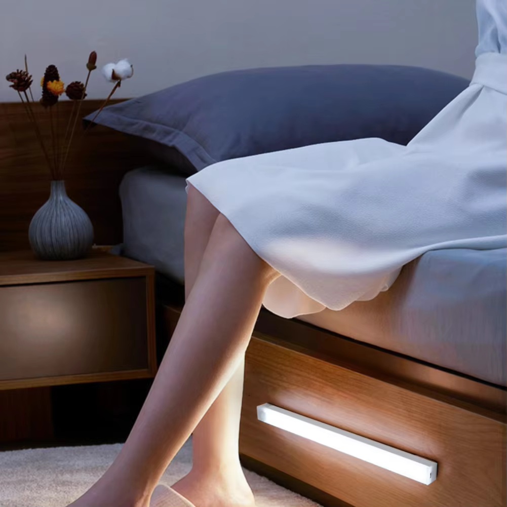 Bewegingssensorlicht Draadloos LED-nachtlampje USB oplaadbaar nachtlampje Kast Kledingkastlicht onder achtergrondverlichting voor keuken Led