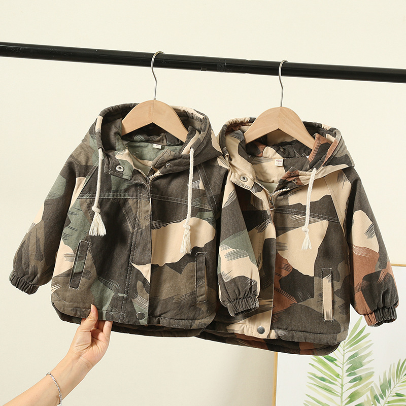 Buitenlandse Jongen Dikke Jas Herfst En Winter Kleding Kinderen Camouflage Korte Plus Fluwelen Windjack Jongen Tij