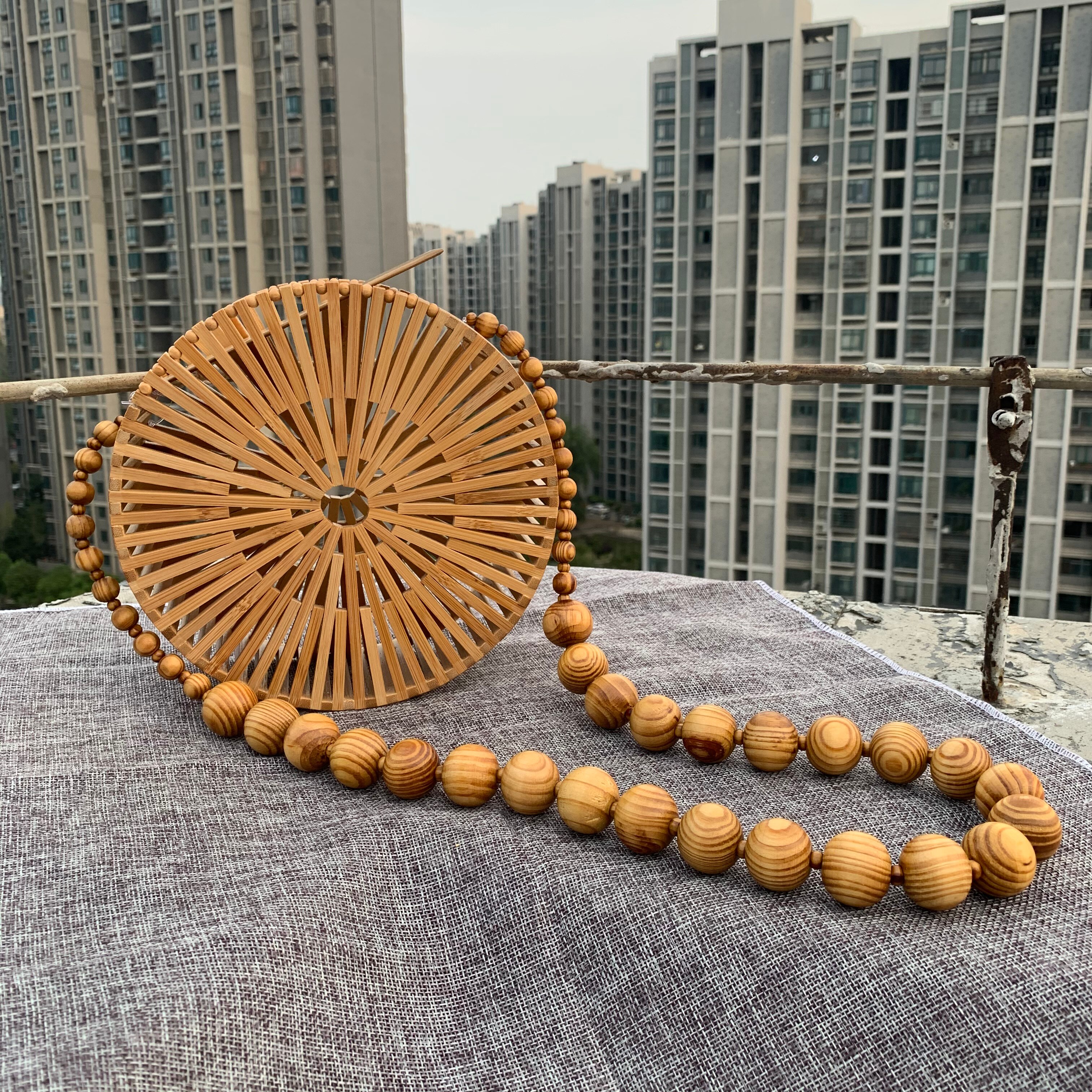 Borse a tracolla nuove da donna borsa a tracolla regalo in bambù intrecciata a mano borsa da spiaggia in bambù per il tempo libero borsa diagonale intrecciata rotonda creativa