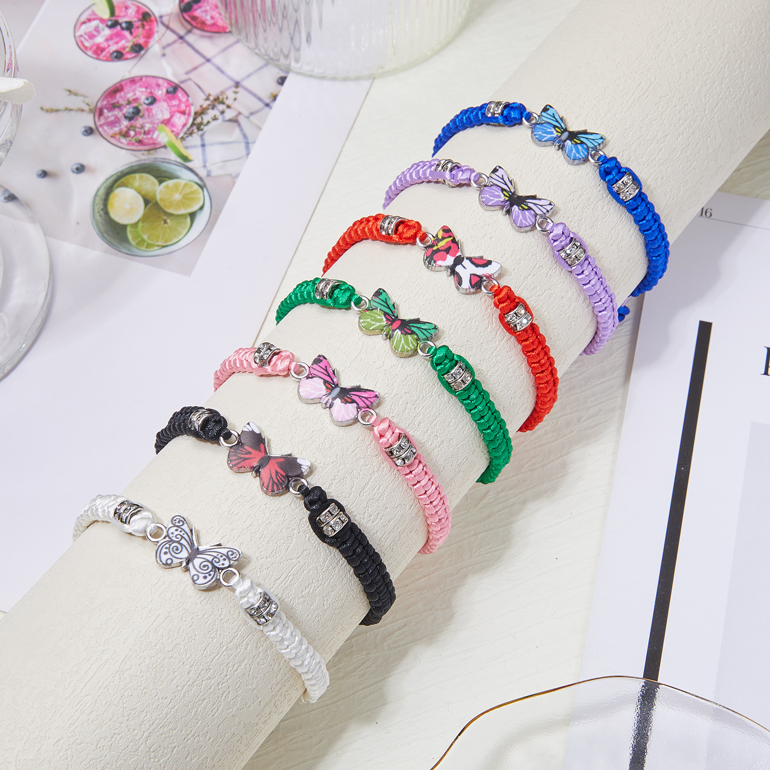 Pulsera de cuerda trenzada hecha a mano para mujer, pulseras con colgante de animales y mariposas coloridas, de joyería para