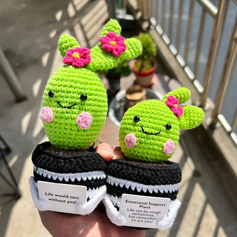 Mini lindas flores de ganchillo, rosas de Cactus hechas a mano, plantas en macetas, ramos hechos a mano, decoraciones de escritorio para el hogar