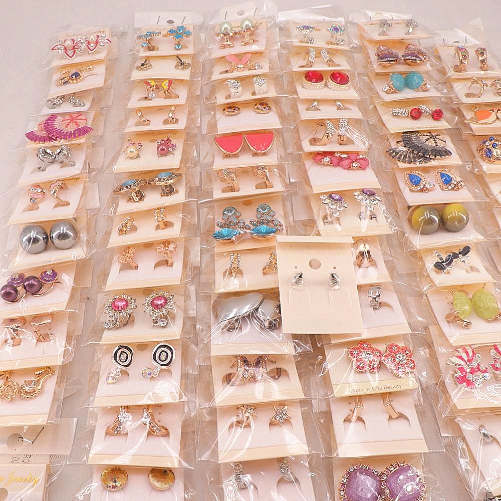 Women's 30pairs/lots Crystal Stud Jewelry Earrings European and American Mix Style