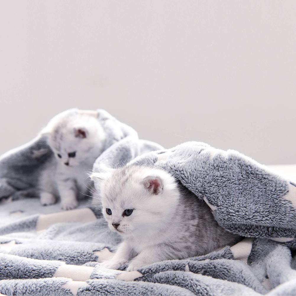 Luminous Warm Flannel Blankets Night Fluorescent Geometric Print Sheet Sofa Throw Bedspread For Children'S Nap Throw Blankets