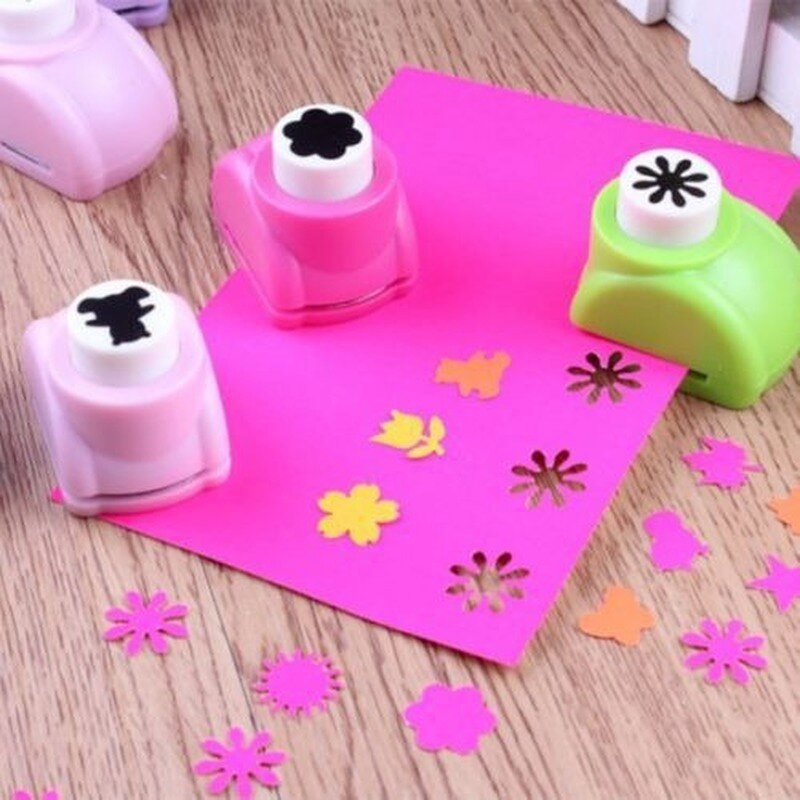 1PCS Kids Toy Stamp Child Mini Printing Paper Hand Shaper Stamp Mold Scrapbook Tags Cards Craft DIY Punch Cutter Tool