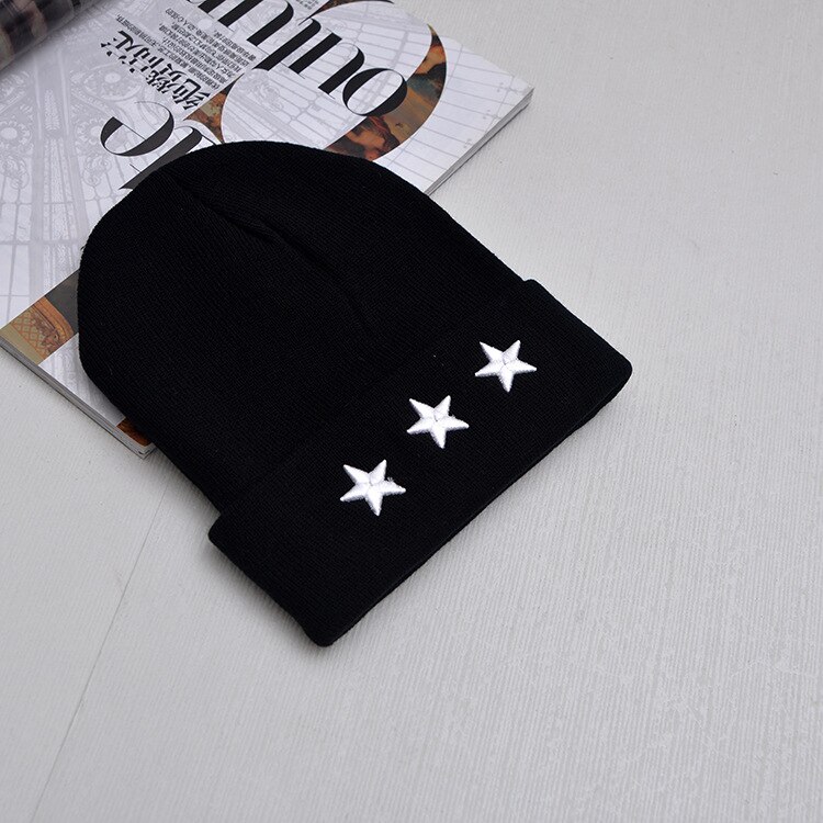 Gorros con bordado de estrella de cinco puntas para hombre y mujer, Gorros de punto cálidos, Gorros de invierno y otoño: Black