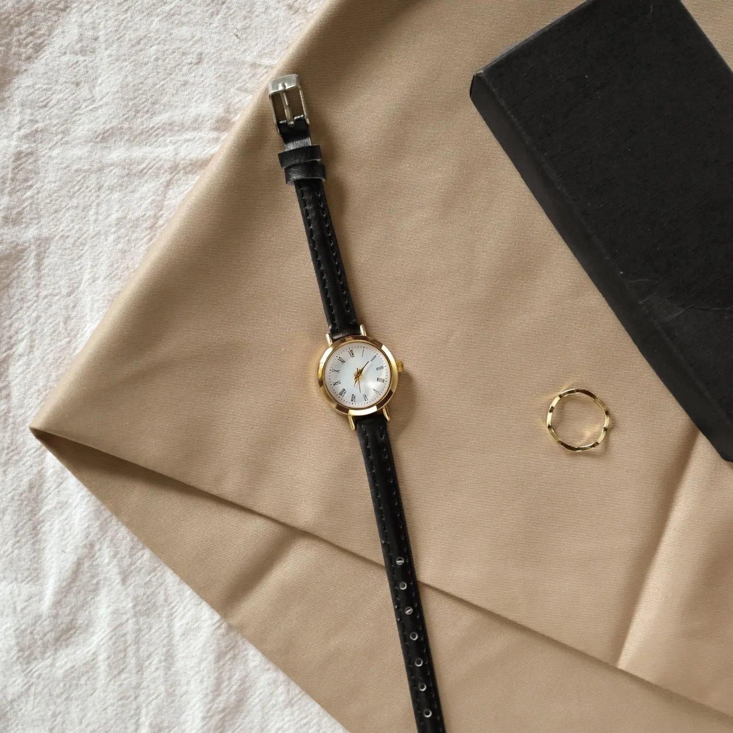 Frauen Braun Weiß Kleine Uhren Vielseitig Dünnen Riemen Leder Band Damen Quarzuhr Armbanduhr Uhr Reloj Mujer