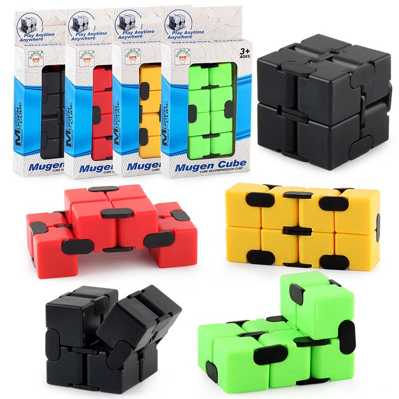 Spielzeug Finger Hand Anti-Stress-Cube Magie Platz Tragbare Vier Ecke Labyrinth Spielzeug Magie Unendliche Cube Dekompression Spielzeug