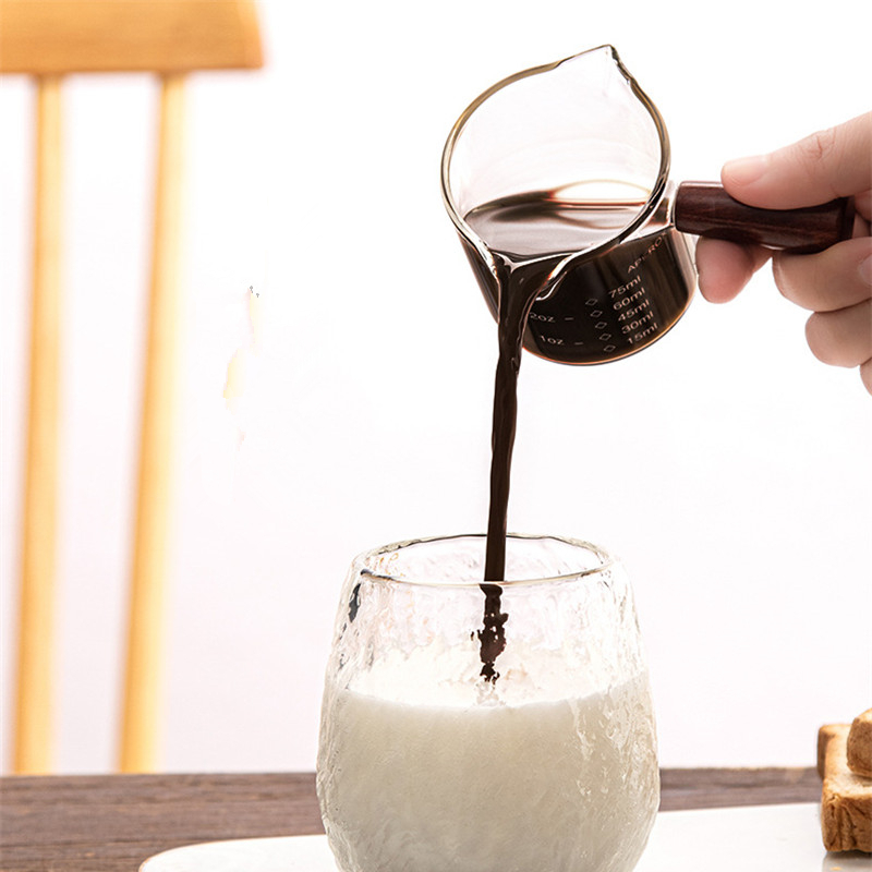 Graduated Milk Jug Glass Cup Measure Jar Mini Glass Measuring Cup Milk Jar with Wooden Handle Coffee Utensil accessories
