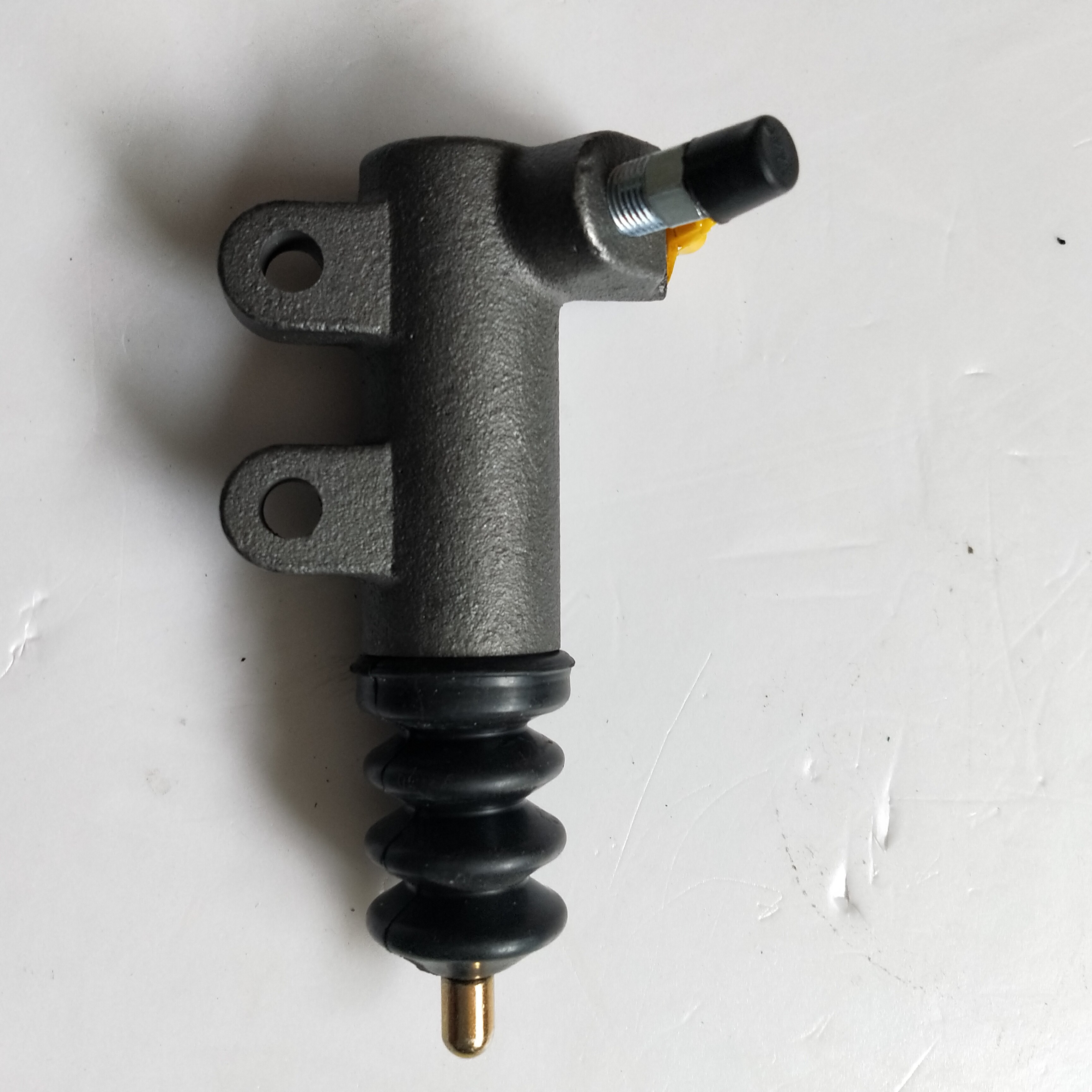 Febi | 34993 | Clutch Slave Cylinder | Bilstein Group Partsfinder