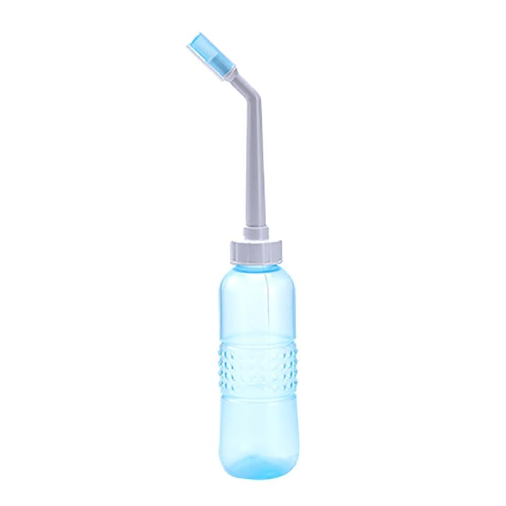 560ml Portable Travel Hand Held Bidet Sprayer Personal Cleaner Hygiene Bottle Spray Washing Portable Bidet for Toilet Handheld C: Blue
