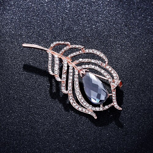 Offre spéciale femme mâle cristal plumes décontracté broche pour unisexe fête mariage strass broche manteau accessoires: Default Title