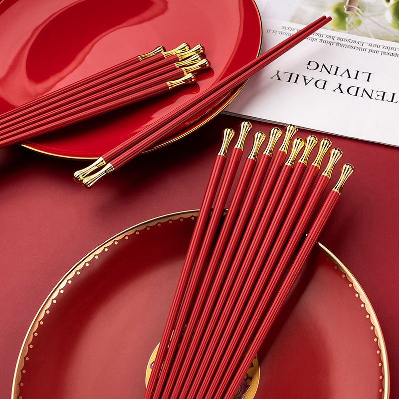 Juego de palitos chinos de estilo chino, palitos de Sushi rojos, palitos reutilizables, soporte antideslizante para cocina, cubiertos de comedor, 5 uds.