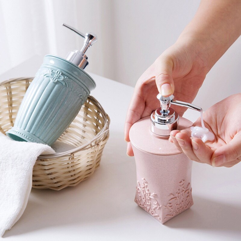 17.5cm Shampoo Shower Gel Bottle Separate Bottles European Long Strips Twist Type Bath Towel Separate Bottles