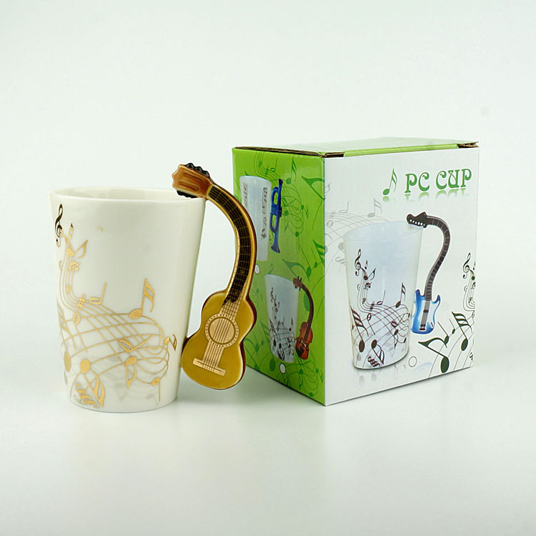 Caneca de cerâmica musical criativa 240ml, estilo violino, guitarra, café, chá, leite, canecas e copos com alça, presentes novidade: Luz amarela