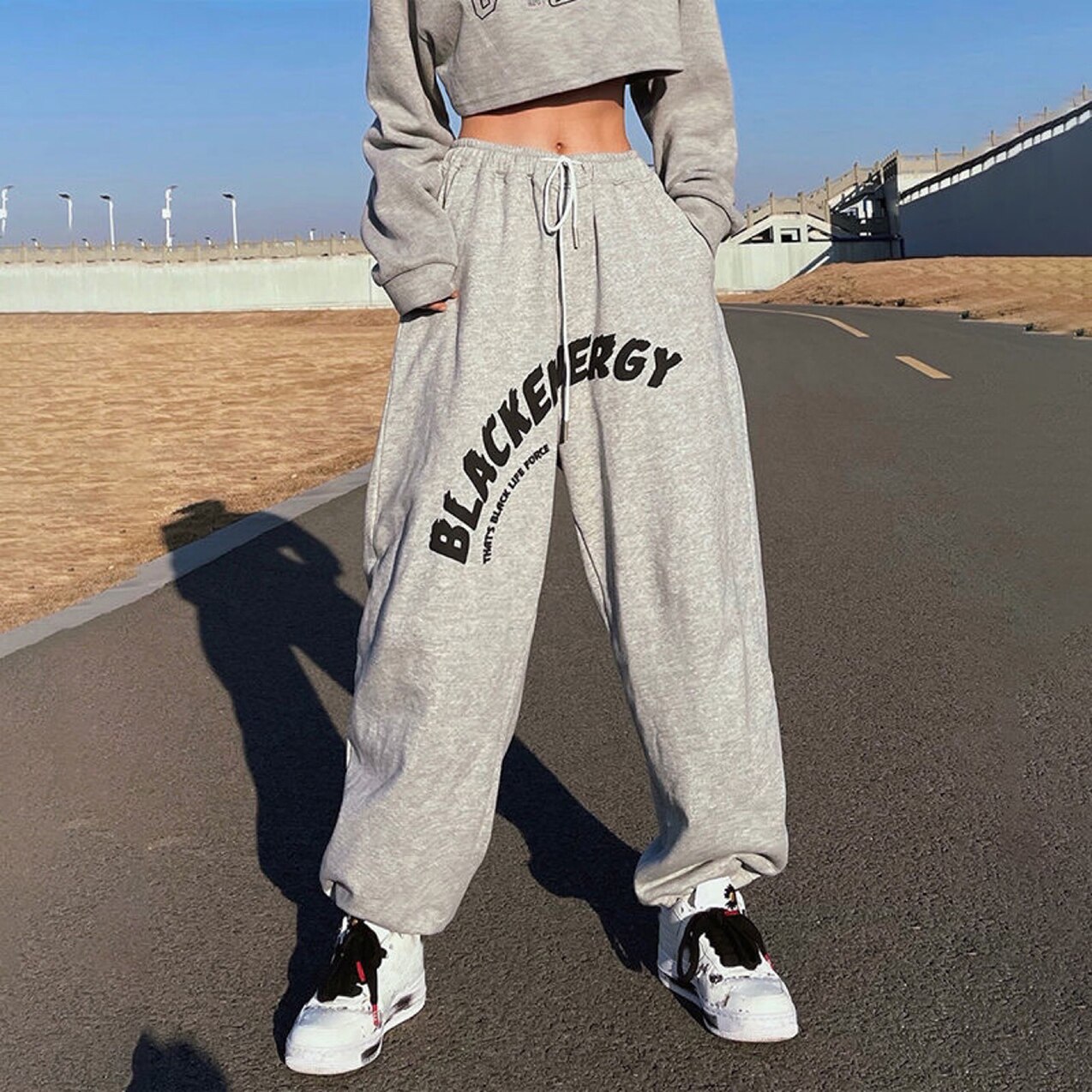 Vrouwen Sportkleding Broek Elastische Taille Harembroek Letters Gedrukt Patroon Losse Stijl Broek, Zwart/Grijs