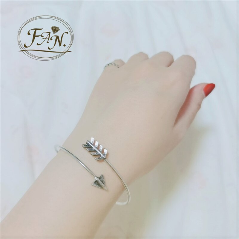 2021 nova tendência charme menina senhoras simples seta estilo prata cor casual moda ajustável manguito pulseira jóias presente agradável