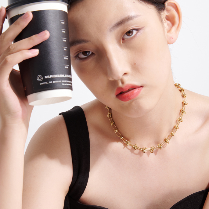 Cadena Simple de acero inoxidable para hombres y mujeres, Gargantilla Punk gruesa, estilo callejero, anudada, Color dorado