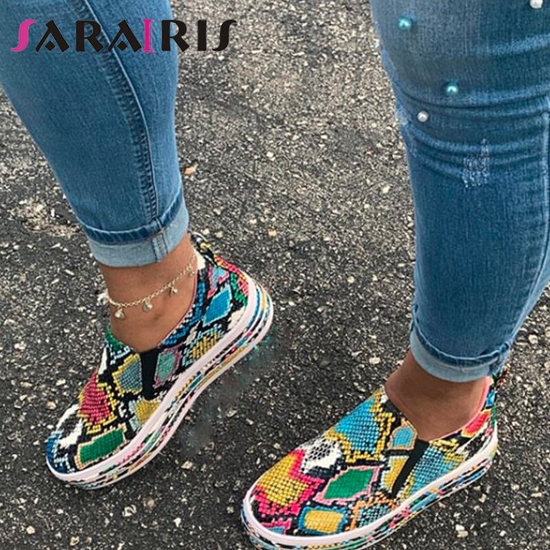 SARAIRIS Trendy Dames Mode kleurrijke snake print flats vrouwen gemengde kleur loafers platte platform schoenen vrouw