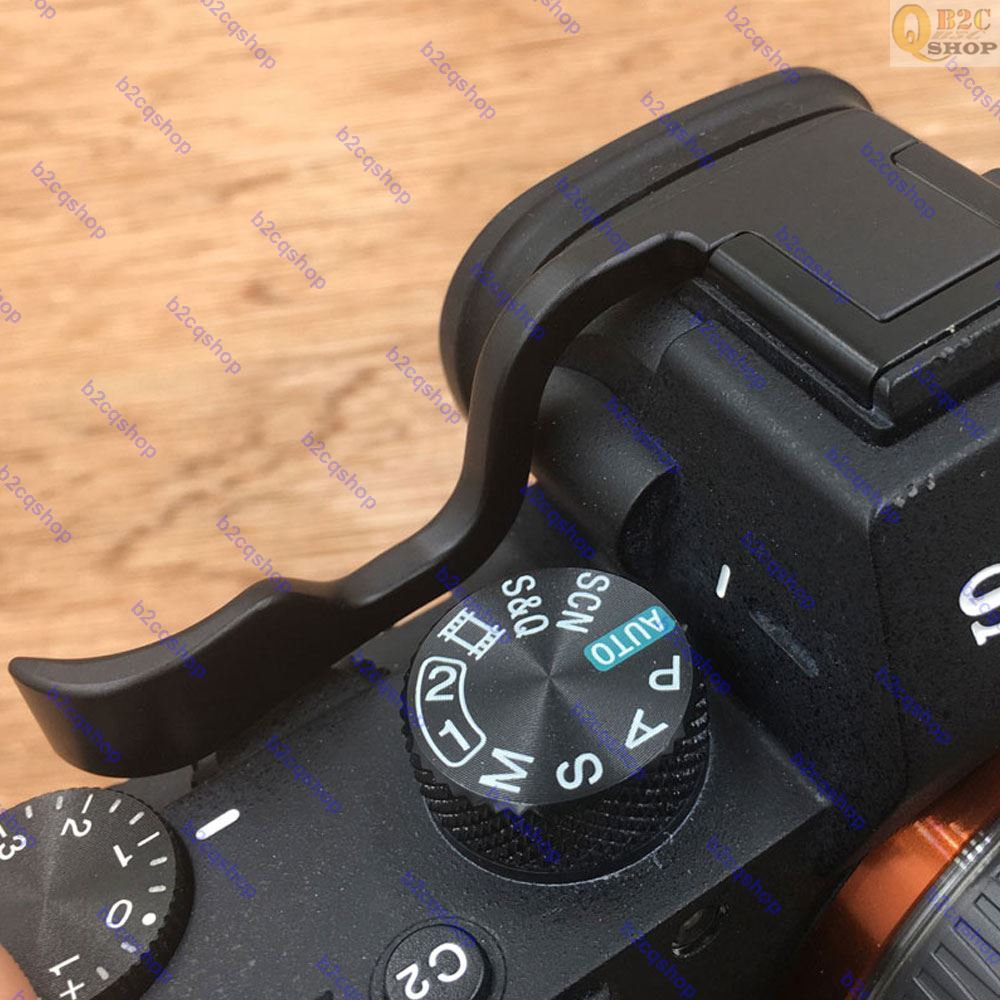 Aluminum Digital Camera Mount Thumb Grip finger handle for Sony A7M2 M3 A7R2 R3: black