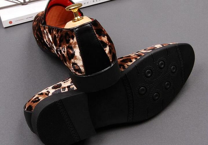 Mocasines con estampado de leopardo para hombre, zapatos planos para hombre, calzado de boda, Amuleto informal