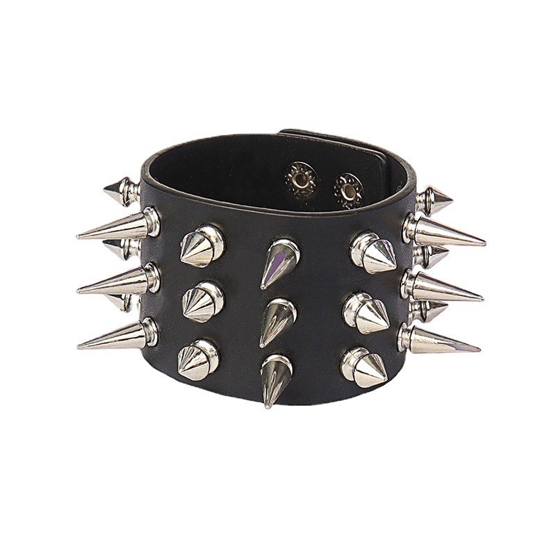 Retro rockröd rosa stjärna dödskalle spikarmband punk hjärtarmband svart nitad pu-läderarmband för män kvinnor herrsmycken: Rosa guldfärg