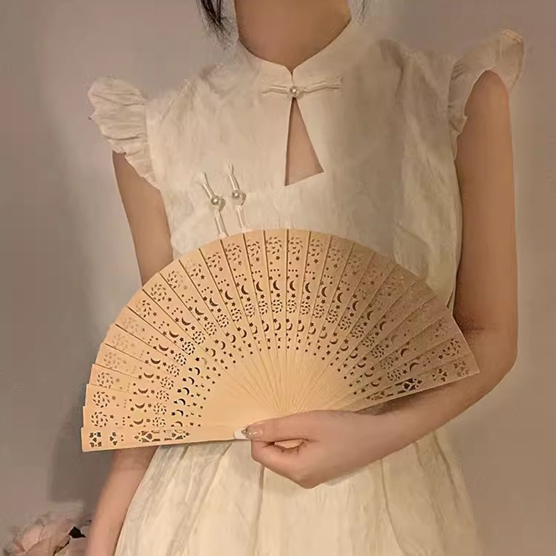 Abanico de mano plegable de seda Vintage, abanico personalizado antiguo de bambú, abanicos de utilería de baile femenino de estilo chino, decoración portátil grabada a mano