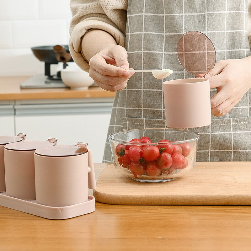 Seasoning Box Kitchen Combined Seasoning Tank Round Plastic Salt Tank Seasoning Box Set Seasoning Box