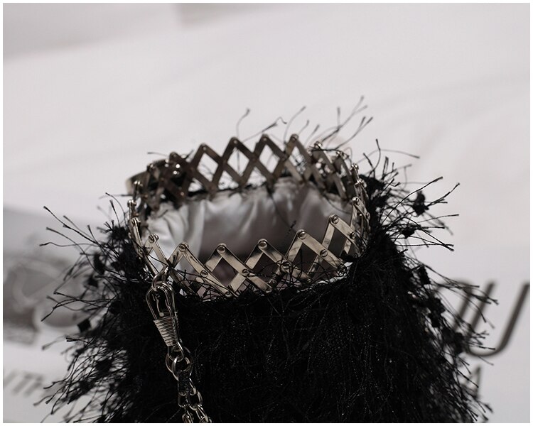 Mini Small Bag Women&#39;s Tide Hip Flask Bag Hair Wool Tassel Messenger Bag Round Bag Shoulder Bucket Bag