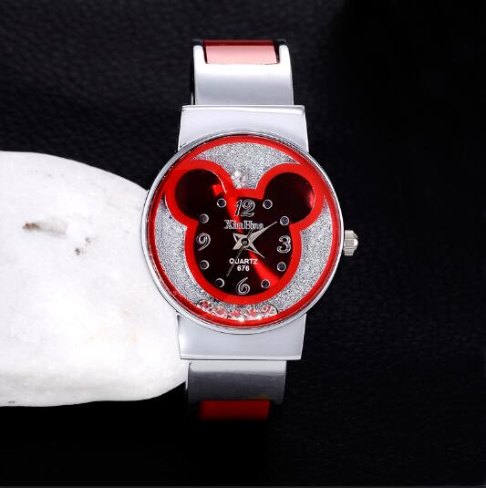 Women Watch Women's Watches Top Brand Luxury Quartz Female Bracelet Ladies Clock reloj mujer zegarek damski erkek kol saati: Red