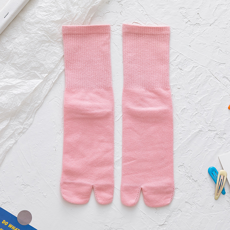 Combed Cotton Split Toe Socks Unisex Simple Comfortable Breathable Two-Toed Socks Japanese Style Harajuku Men Women's Tabi Socks: Pink
