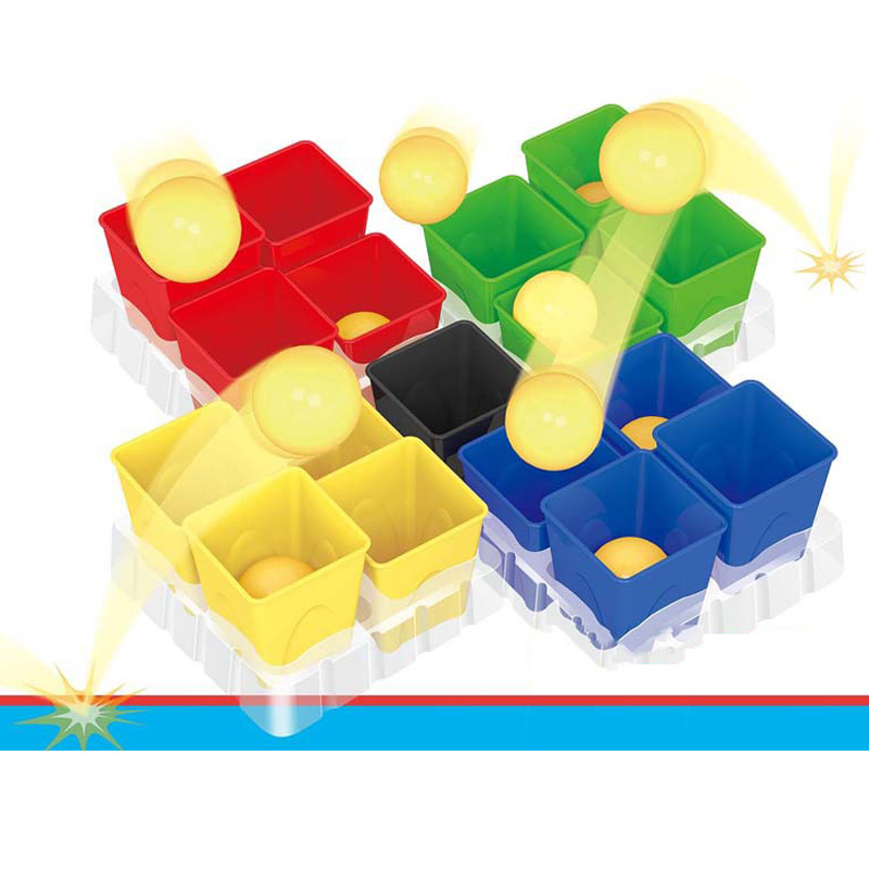 Il nuovo 2-4 giocatori rimbalza il partito della palla attiva la palla da salto nella partita della tazza gioco famiglia Desktop che rimbalza giocattoli per bambini