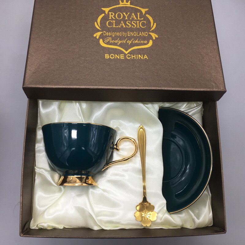 200ml/230ml Dark Green Ceramic Coffee Cup Set With Spoon Saucer Bone China Tea Cups Suite Dish Breakfast Porcelain Milk Mug: D-Gift-Box-230ml