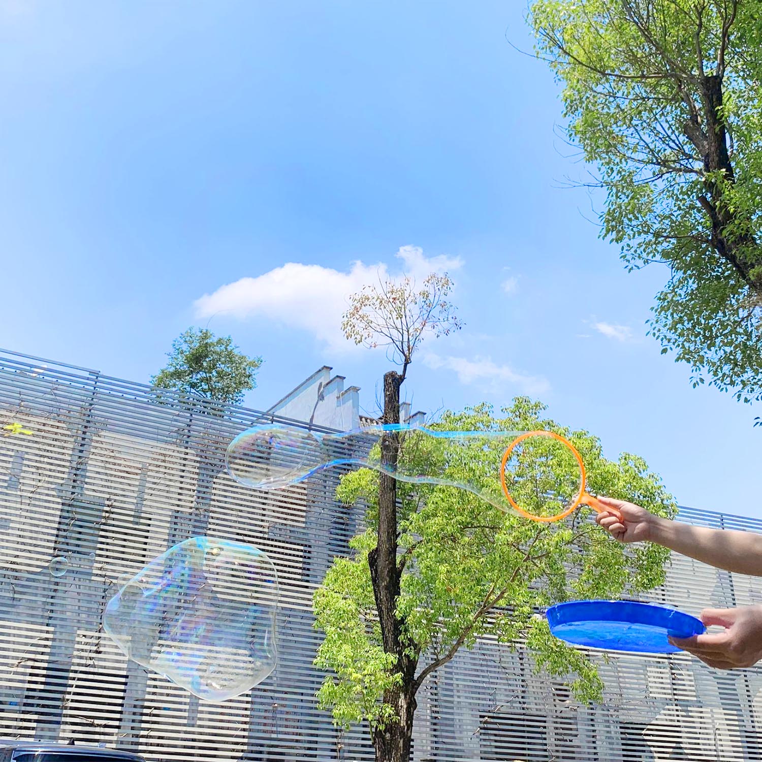 11pcs Funny Bubbles Makers Bubble Making Wand Blowers for Kids Adults Outdoor Playtime Birthday Party Backyard Game Random Color