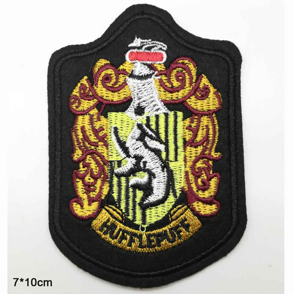 Snake Leeuw Ijzer Op Zweinstein Ravenclaw Gryffindor Crest Huffelpuf Slytherin Geborduurde Kleding Patches Voor Kleding: xiong(xiao