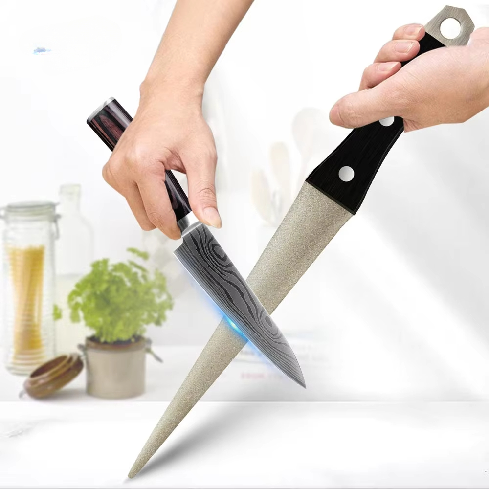 Pietra per affilare Pietra diamantata Affilacoltelli per affilare i coltelli Superficie curva per forbici per coltelli Barra per affilare Strumento per macinare la cucina