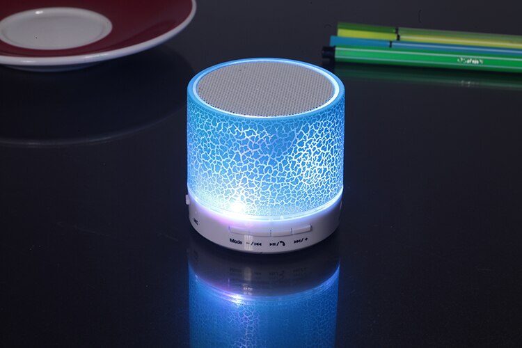 Mini Draadloze Draagbare Bluetooth Speakers Crack Led Usb Radio Fm MP3 Stereo Sound Speaker