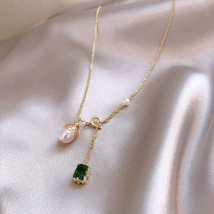 Venda quente zircão verde cristal fã-em forma de colar geométrico pingente colar elegante festa senhoras colar jóias para mulher: Ouro-cor