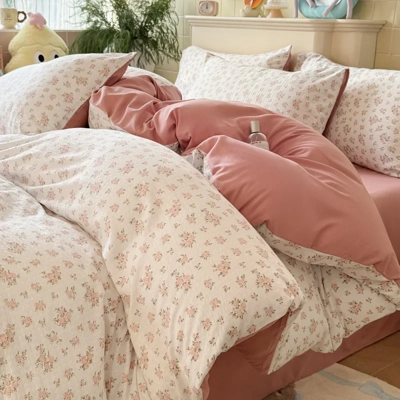 Blomstertrykket rynket bomullssengesett 4- -delt søtt, mykt og komfortabelt dynetrekk dobbelt enkelt laken til voksne: Multi