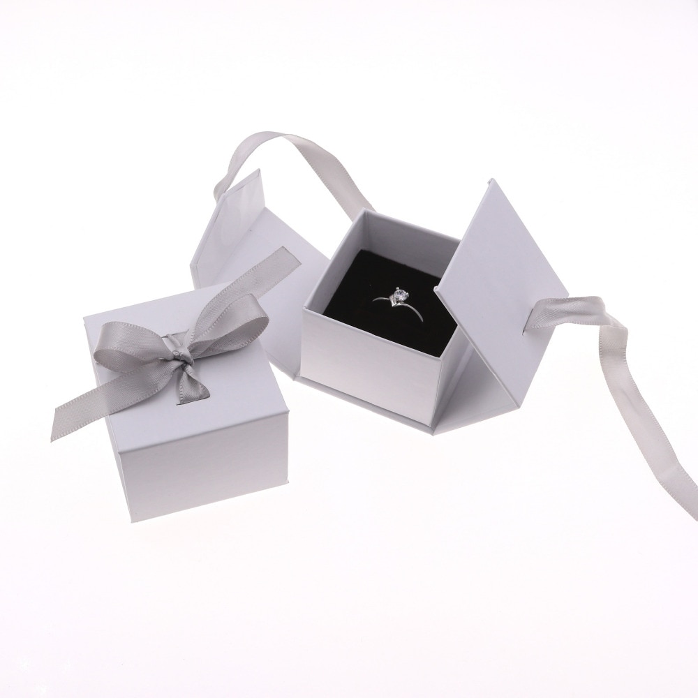 DoreenBeads Schmuck Boxen Papier Grau Weiß Farbe Band Bowknot Für Präsentieren Ring Ohrring Verpackung Display Box, 1 Stück