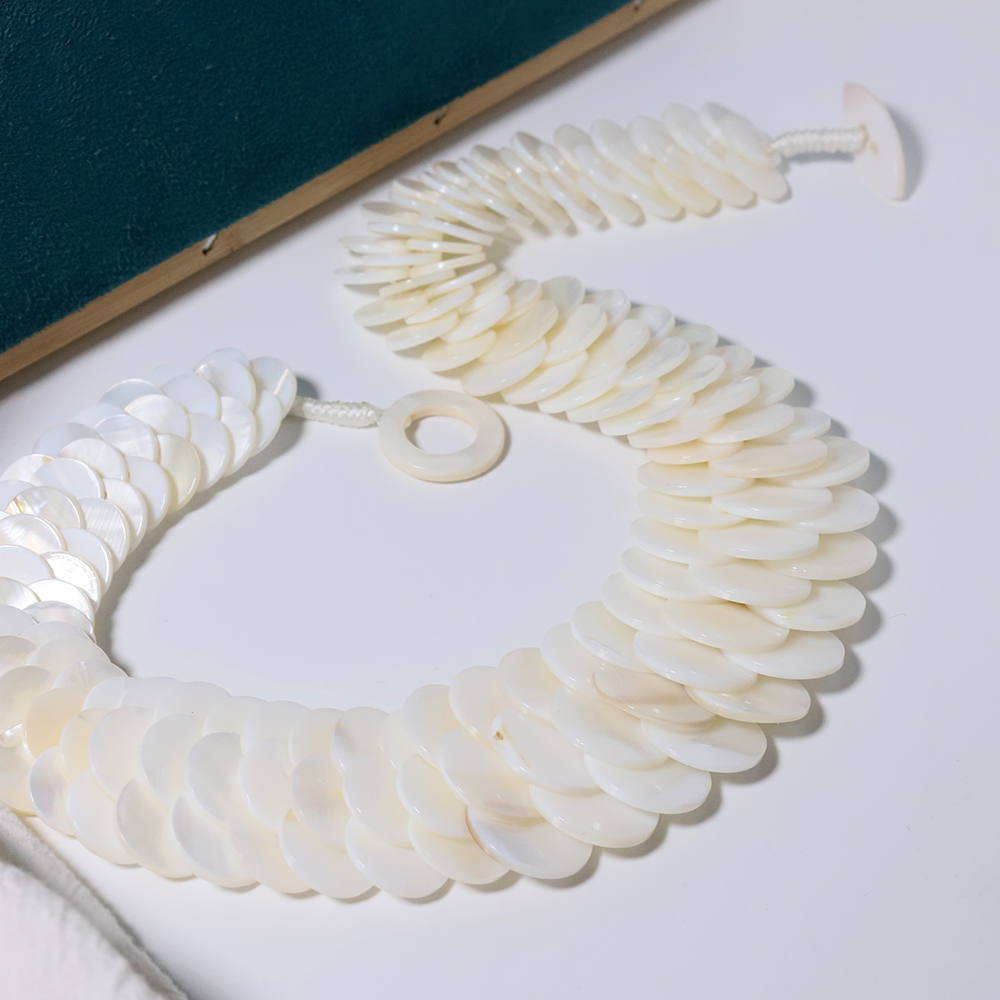Natuurlijke Zoetwaterparel, Schelp, Visschaal Ketting Retro Paleis Stijl Sieraden Choker voor Moeder Vrouw Vriendin GN0684