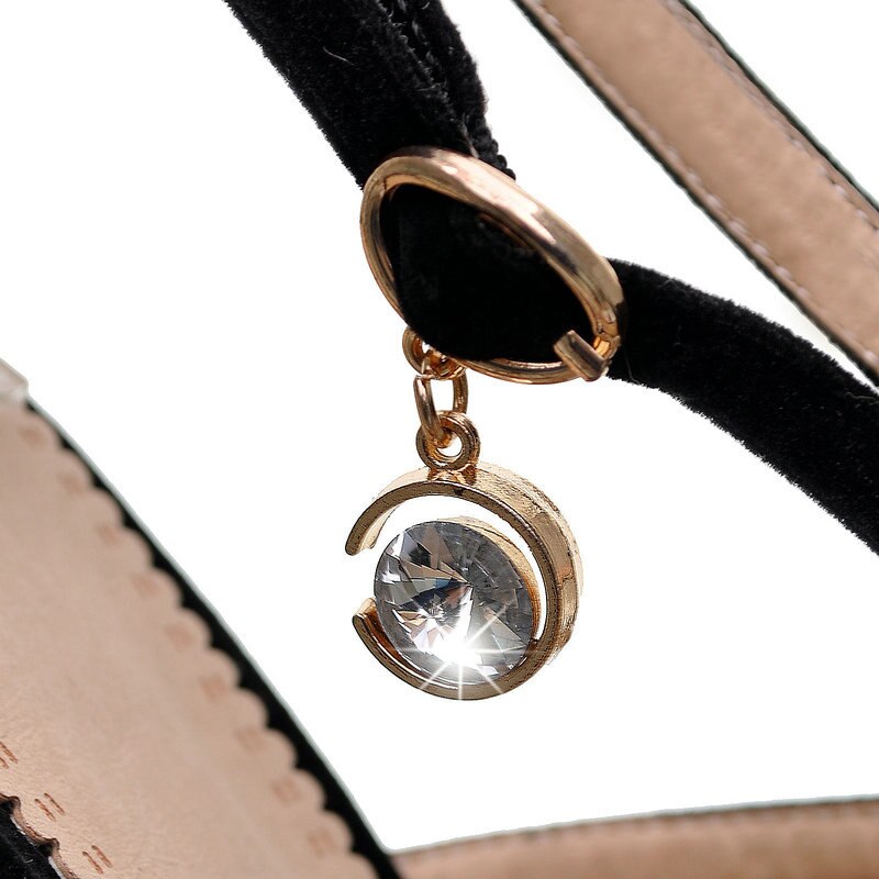 Sandalias QUTAA para mujer, tacón fino superalto, con punta abierta y Cierre trasero de PU, hebilla de diamantes de imitación, zapatos de tacón tipo gladiador de , talla 34-39