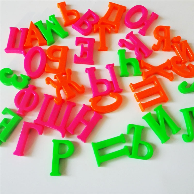 33 stks/set 4 cm Russische Alfabet Magneten Plastic Speelgoed Kind Brief Onderwijs Speelgoed Baby Leren Taal Speelgoed Voor Kinderen