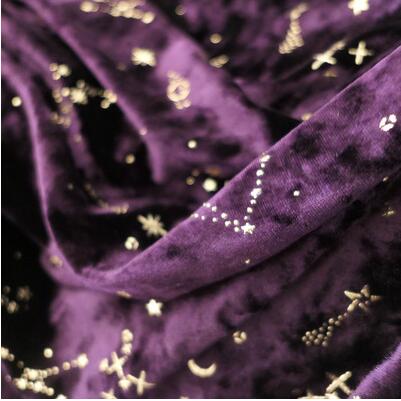 Fantastiskt måne stjärna himmel mjukt sammet tyg solid förgyllning diy sy handgjord väska klänning material 3d bronsande vävnader 90 x 160cm: Violett