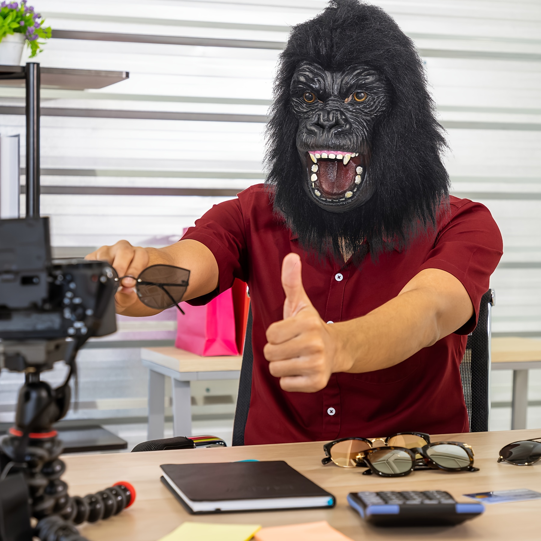 Latex Vivid Gorilla Mask With Wig, Funny Angry Gorilla Latex Mask，Ugly Cute Full Face Mask Halloween Cosplay Costume Party Prop