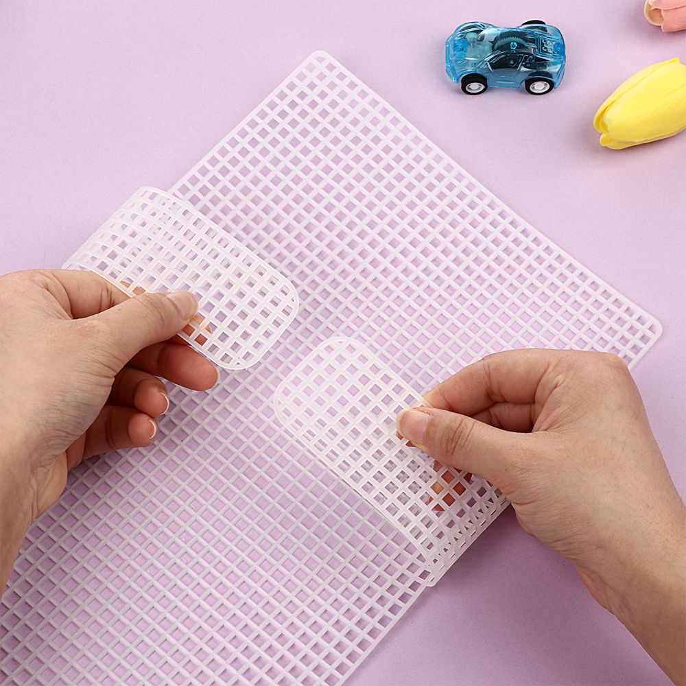 Plastic Bag Knitting Grid Plate Weaving Helper Sheet Wire Hanging White Net Cover Knitted Piece Woven Grid Board Sewing Supplies