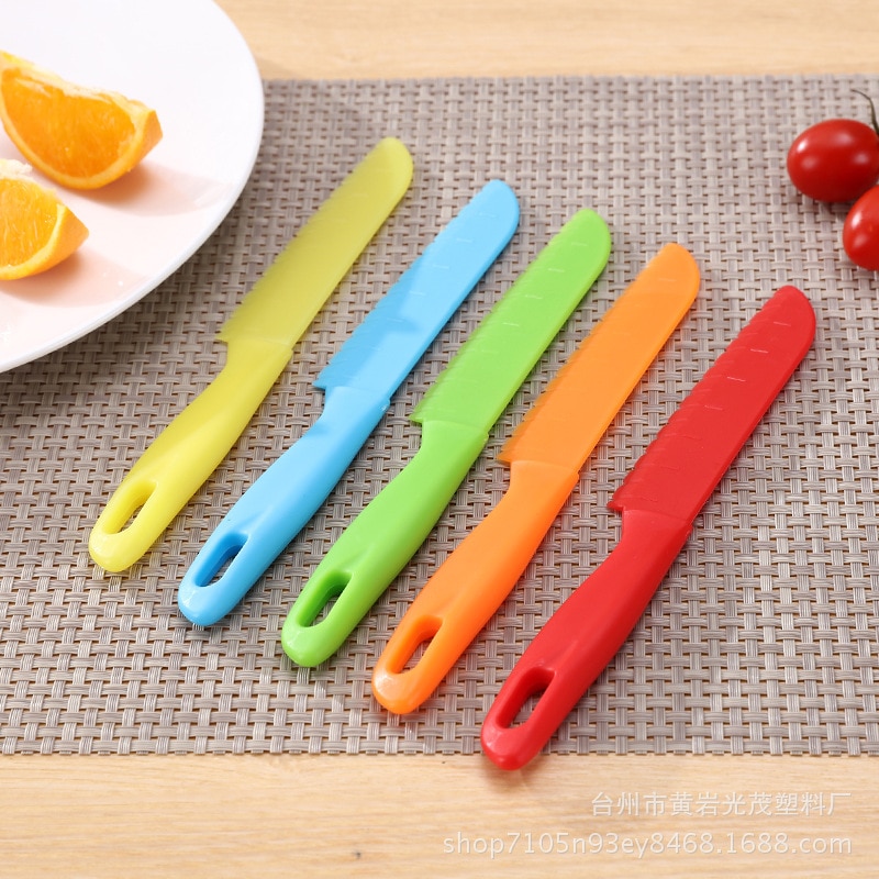 Cuchillo de cocina seguro para pan de fruta, herramientas de diente de sierra para niños pequeños, pelador de plástico para niños, cuchillos de lechuga, cortador de diente de sierra
